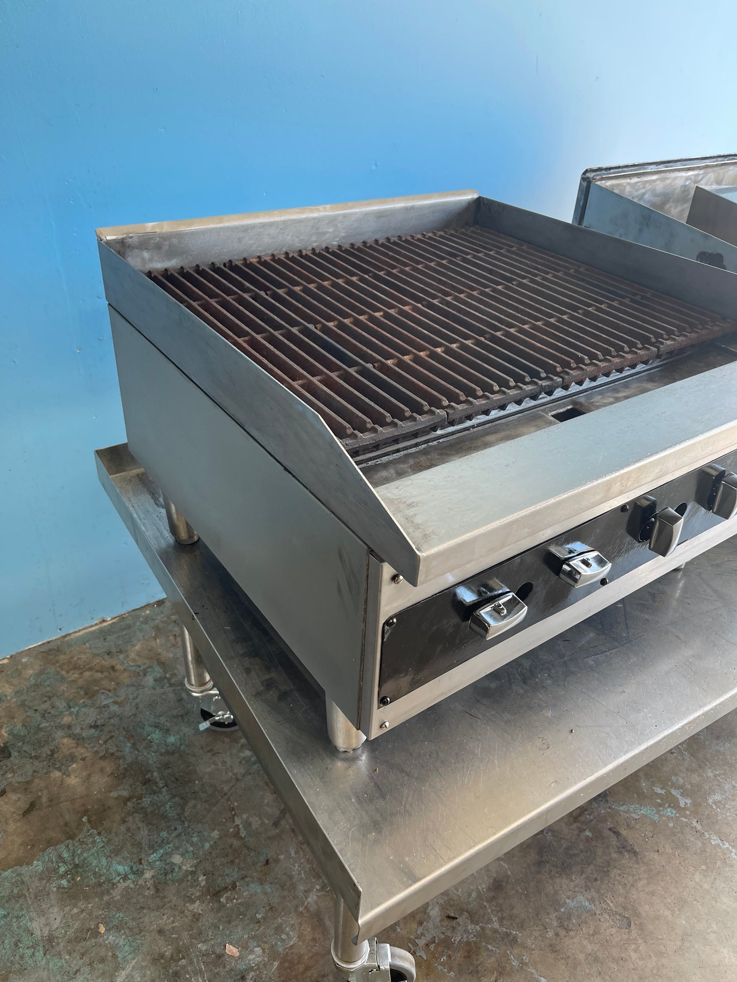 24'' Gas Charbroiler Countertop - Preowned -