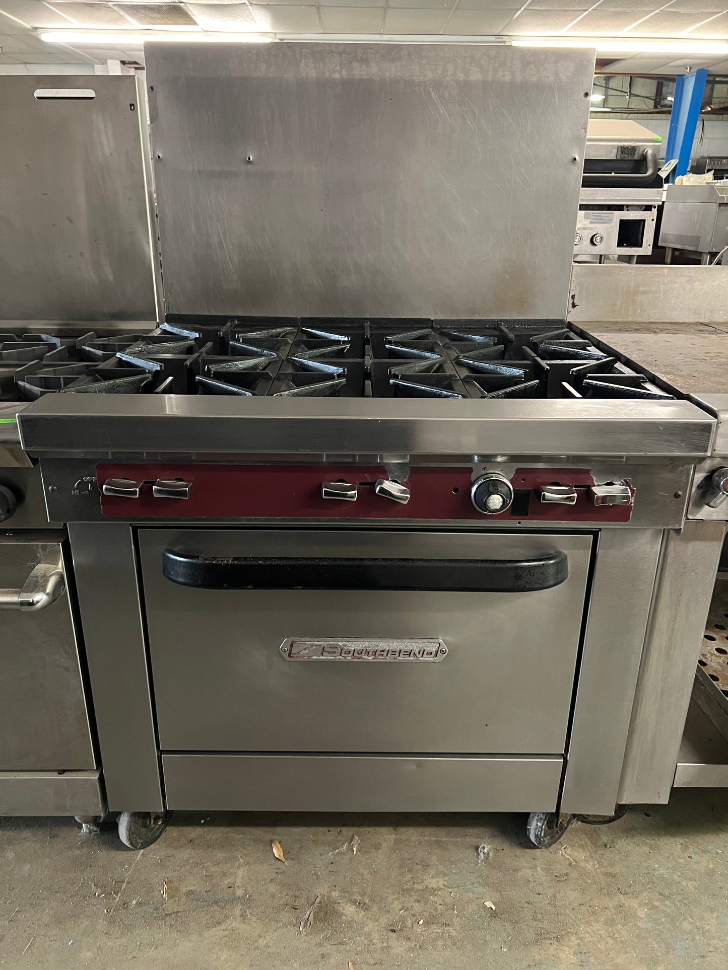 Southbend 6 Burner Gas Range with Oven X336D