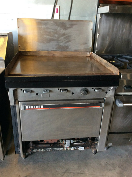 Garland 34'' Griddle with Standard Oven M47R - Preowned -