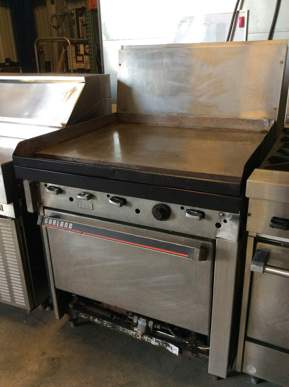 Garland 34'' Griddle with Standard Oven M47R - Preowned -