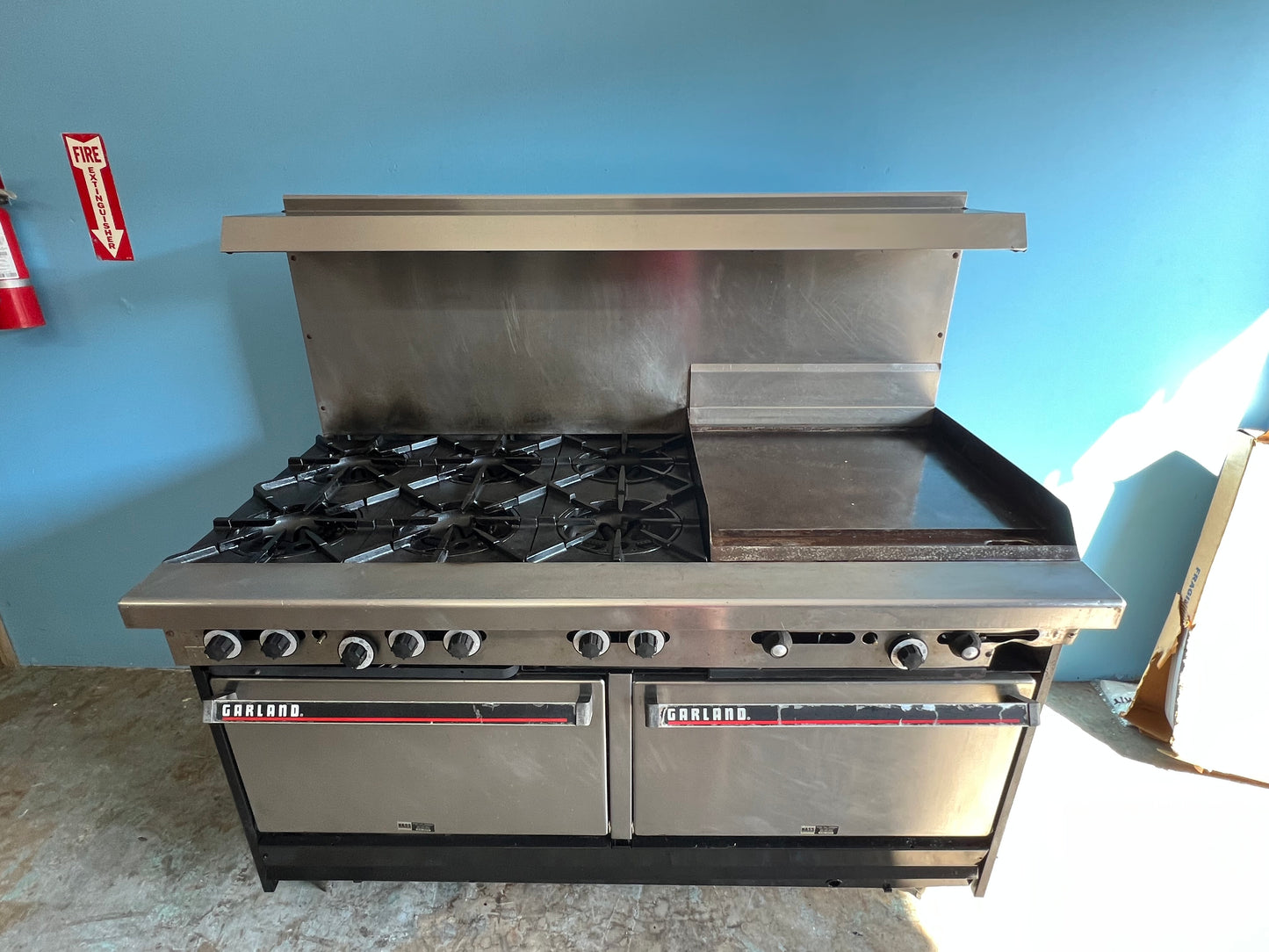 Garland Gas 6 Burner Range with 24'' Thermostatic Griddle and 2 Standard Ovens - Preowned -