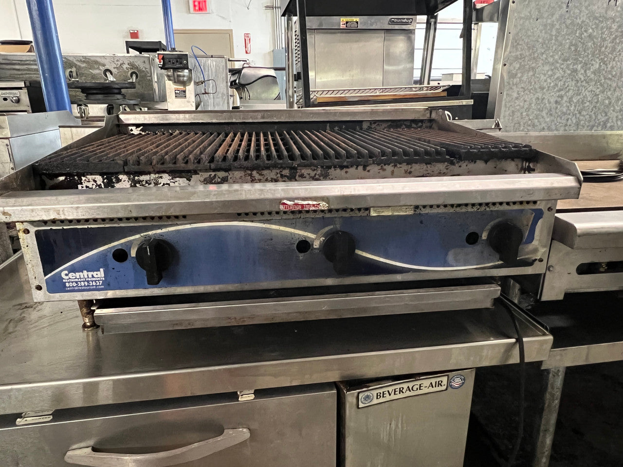 Char-Broiler Gas 36'' - Preowned -